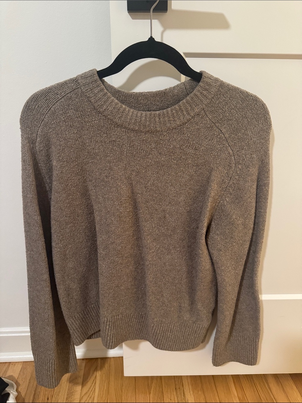 Women’s brown sweater